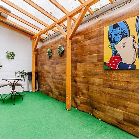 Desert Eagle Garden By Nw Daire